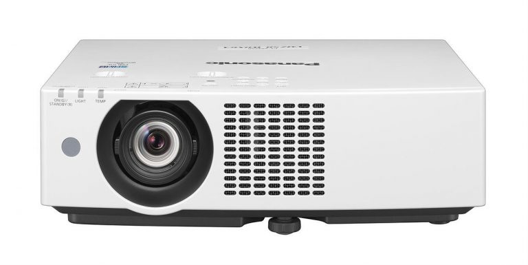 Panasonic PT-VMZ50EJ Business LCD-Projektor 5000 Lumen